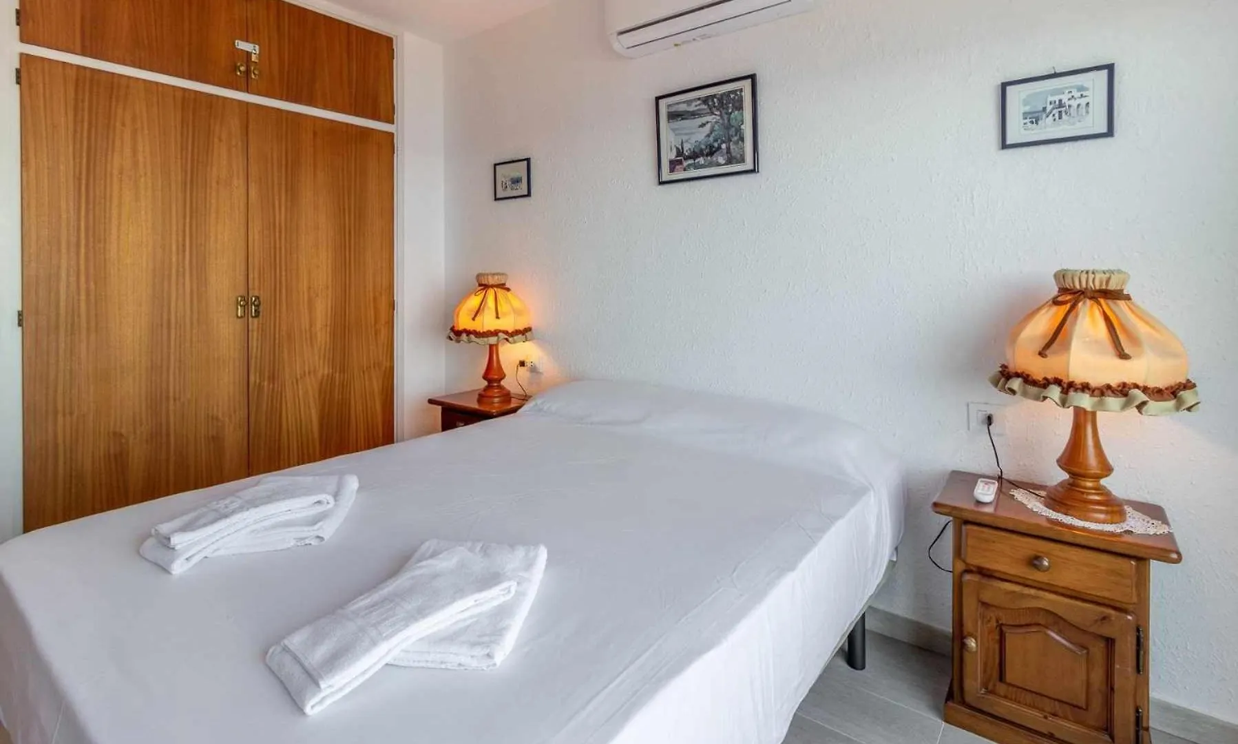 Lägenhet Fener De Dalt 85 Apartamento Piscina Comunitaria Llança Spanien
