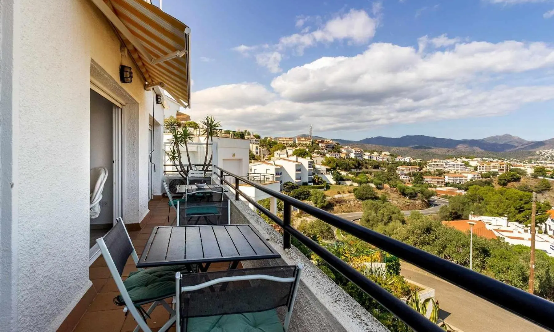 Lägenhet Fener De Dalt 85 Apartamento Piscina Comunitaria Llança