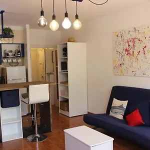 Appartement Luxury 4 Bed On Coastal Footpath At Cap Ras, Llançà