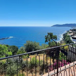 Deluxe Cau Del Llop Llançà